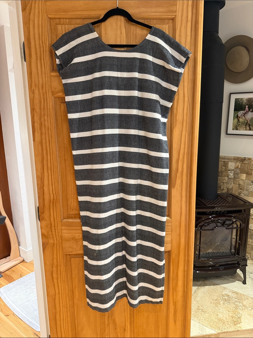 Hestra Sleeveless Striped Maxi Dress in Gray and White